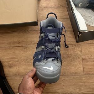 Nike uptempo